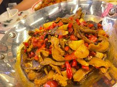 -堂瓦里·33年传统赣菜(第一街区店)