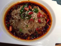 -多嘴超级肉蟹煲(杉杉国潮主题店)