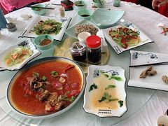 -撒拉人家.酸菜牦牛肉火锅