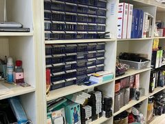 -鸿准通信科技·忠诚手机电脑维修中心(三林店)