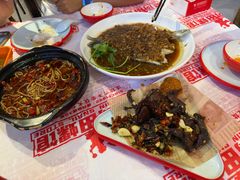 -老闵田螺馆·南昌市井菜·特色小吃(总店)