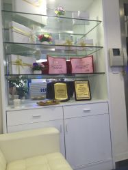 -蕾特恩专业祛痘