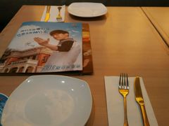 -必胜客(新中纬店)
