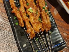 -老街烧烤大排档·地道湖北菜·龙虾馆(汉口火车站店)