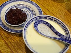 -黄氏许牛奶甜品(台山石花广场店)