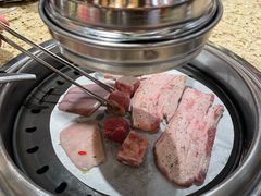 厚切五花肉-姜胖胖无限自助烤肉(罗湖宝能店)