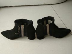 -京伟修鞋洗鞋奢侈品皮具护理店