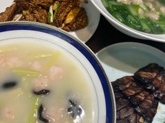 -湖畔鲁菜·二十年老字号餐厅(大明湖店)