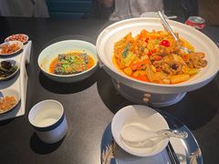-凤凰湘语·平价海鲜餐厅(浦东旗舰店)