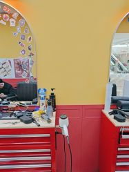 -Devilhands Barbershop男士理容店