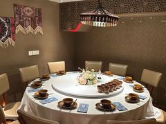 -耶里夏丽·新疆菜(田林东路店)