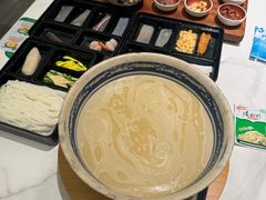 -新世界·过桥米线宴