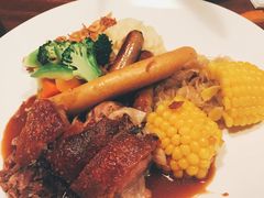 巴伐利亚香肠拼盘-宝莱纳啤酒花园餐厅PAULANER BRAUHAUS Nanjing(广州路店)
