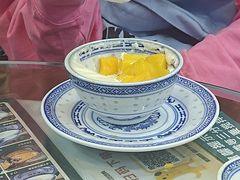 -广信牛奶甜品世家(台东店)