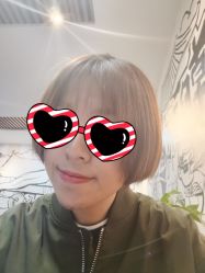 -马克男发时尚店