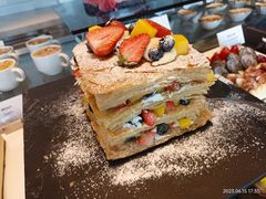 -万达文华酒店·48F云端窗景美食汇自助餐厅