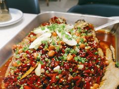 -三江源活鱼现烤(维多利摩尔城店)