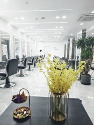 -Coo Hair salon