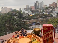 -包整·丝娃娃(甲秀楼景观店)