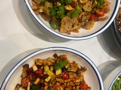 -洞庭米湘·湖南菜(银河SOHO店)