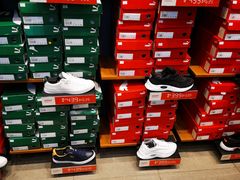 -PUMA品牌自营折扣店(苏州比斯特购物村店)