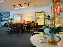 -上海宝信宝马4S店