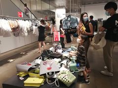 -URBAN REVIVO(深圳华润万象天地店)