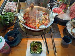 -湊湊火锅·茶憩(南京东路悦荟店)