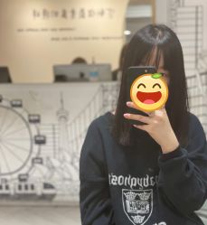 -苏豪路易士·嘉玛发廊