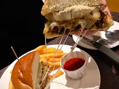 -瑞食酒馆 La Taverne Suisse