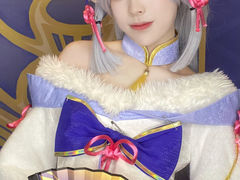-米游妙妙屋cosplay换装自拍摄影体验馆