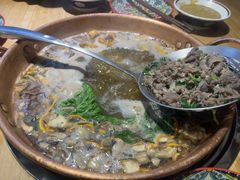 -洱火云南酸菜牛肉火锅(石景山当代商城店)