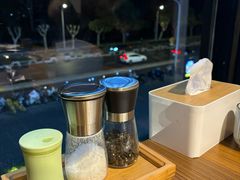 -炼火烤肉店