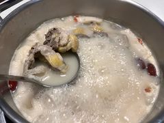 -煲王粤菜餐厅(中侨中心店)