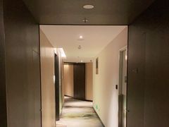 -上海世茂皇家艾美酒店