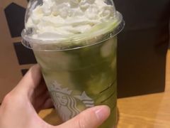 -星巴克臻选(深圳龙华红山天虹店)