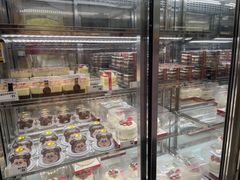 面包甜点陈列柜-味多美蛋糕(金顶街店)