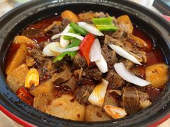 -腩得欢喜·牛腩煲火锅(万庭大厦店)