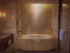 -舟山希尔顿酒店