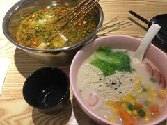 大骨小面-长颈鹿的口袋钵钵鸡(市南店)
