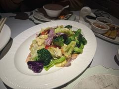 -闻见中国海南菜(K11店)