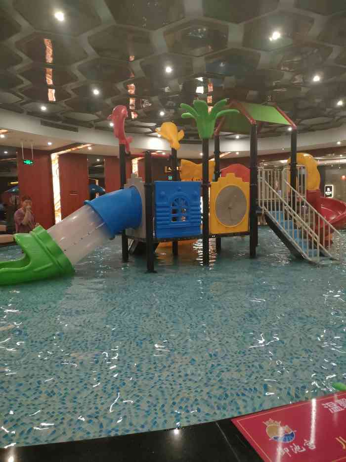 御池宫(明发新城店)-"坐地铁10号线到工业大学地铁站,往明发新.