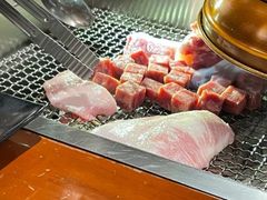-肉甲韩国木炭烤肉(新壹街1店)