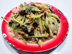 -边江铁锅炖鱼(振八街店)