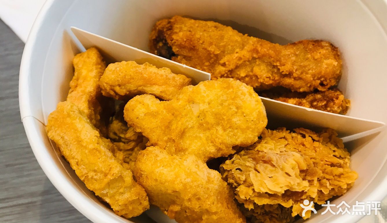 最爱炸鸡的我怎么能错过呢，想想鸡块、麦麦脆汁鸡