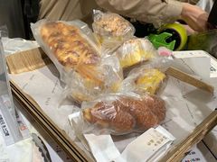 -罗森尼娜(德思勤店)