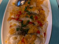 葱油淋功夫起片海鲈鱼（两吃椒盐鱼头）-大鸽饭(岗顶店)