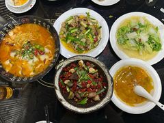 -醉美云南·云南菜主题餐厅(昆明站北京路双龙商场店)