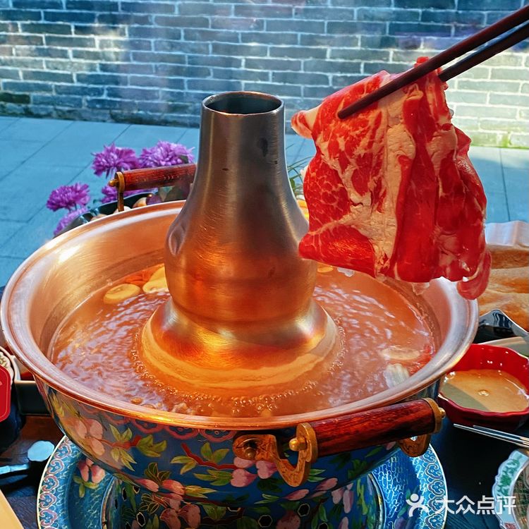 在白塔寺一不小心吃到老北京铜锅涮肉天花板