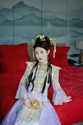 -衣贝姿婚纱礼服馆